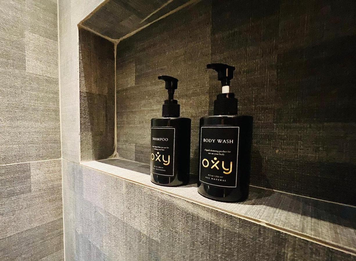 Oxy Suites G-03 At Shop House Meisterstadt Pollux Habibie Batam Exteriör bild