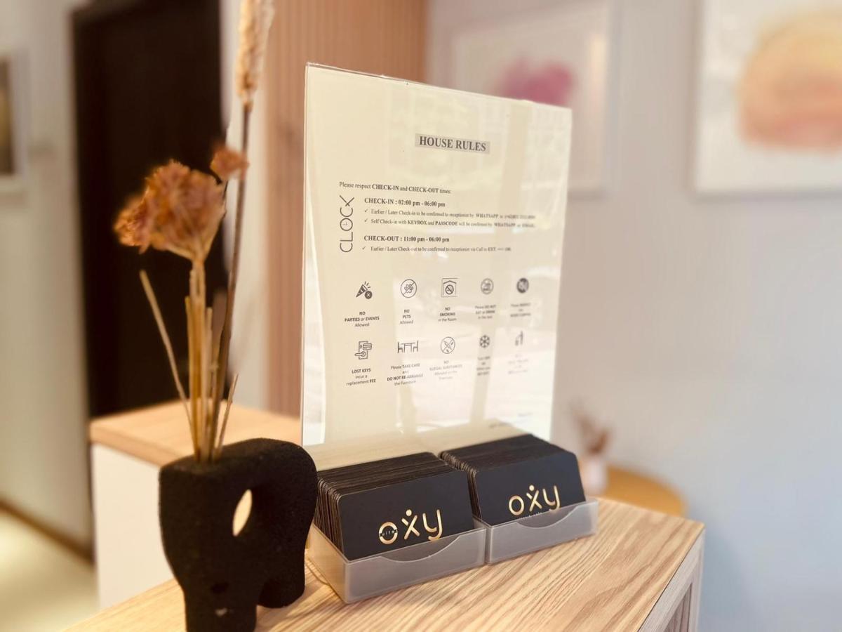 Oxy Suites G-03 At Shop House Meisterstadt Pollux Habibie Batam Exteriör bild